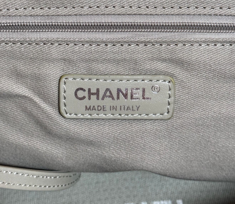 Chanel Shopping Bags